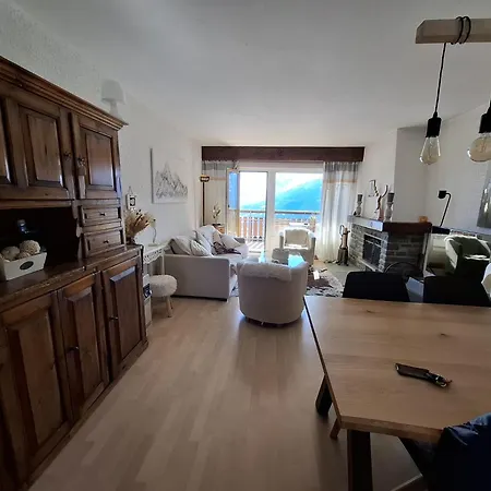 Montana Etoilee Apartment